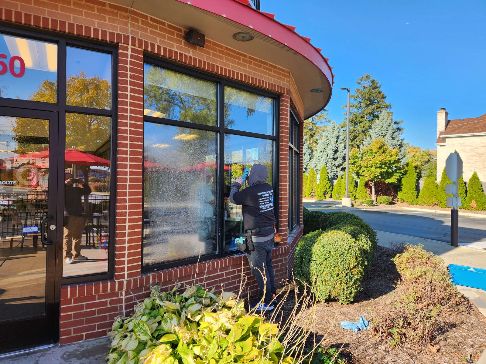 commercial window washing
